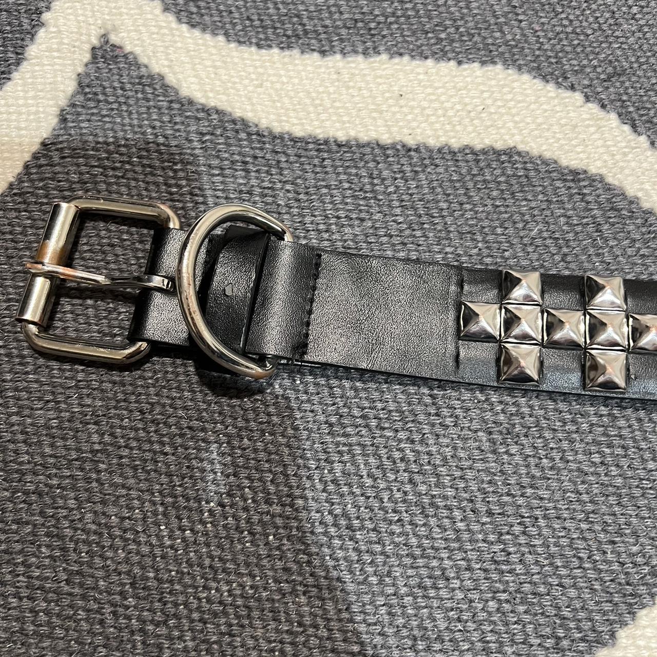 Zumiez Men's Black and White Belt Depop