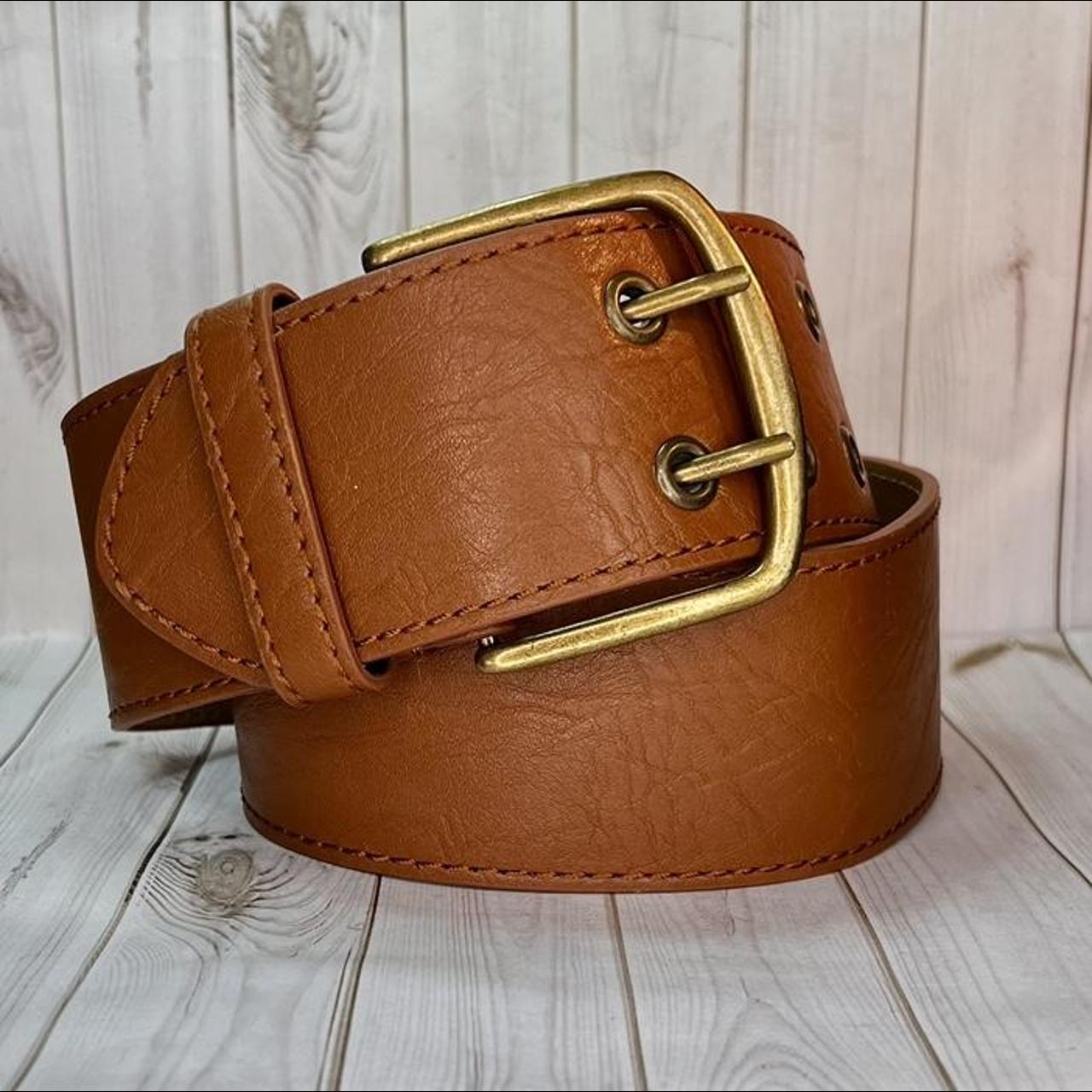 Light clearance tan belt