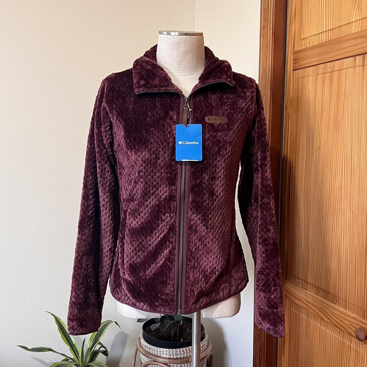 This Columbia small-sized Sherpa fleece jacket in a - Depop