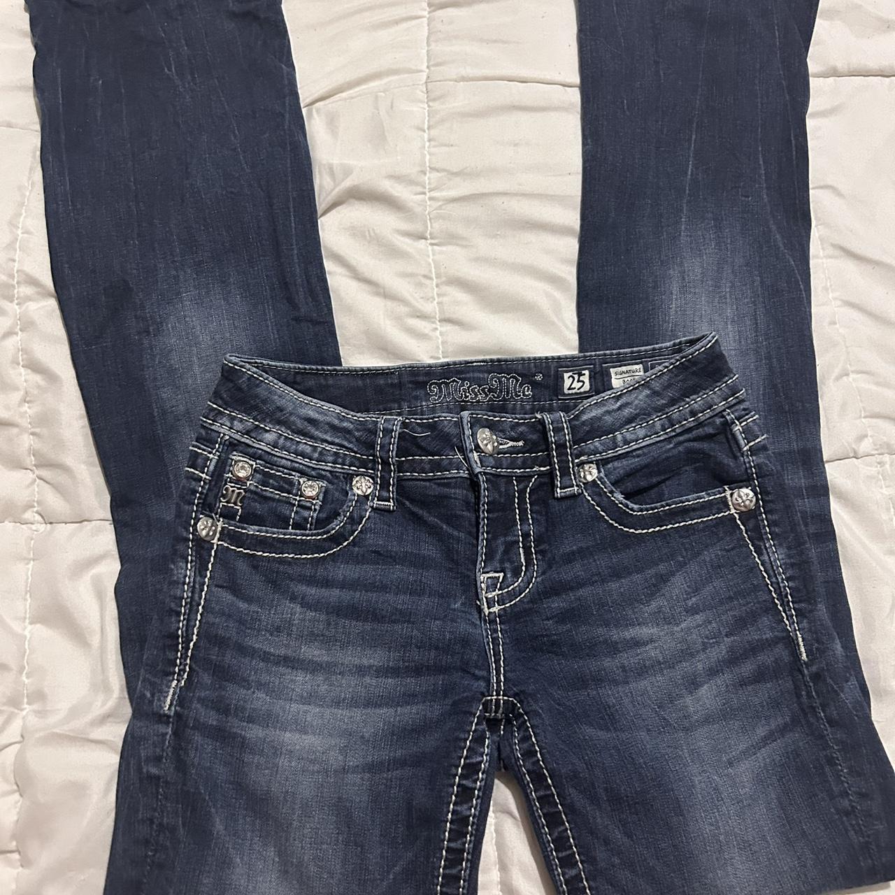 item listed by apaigee19
