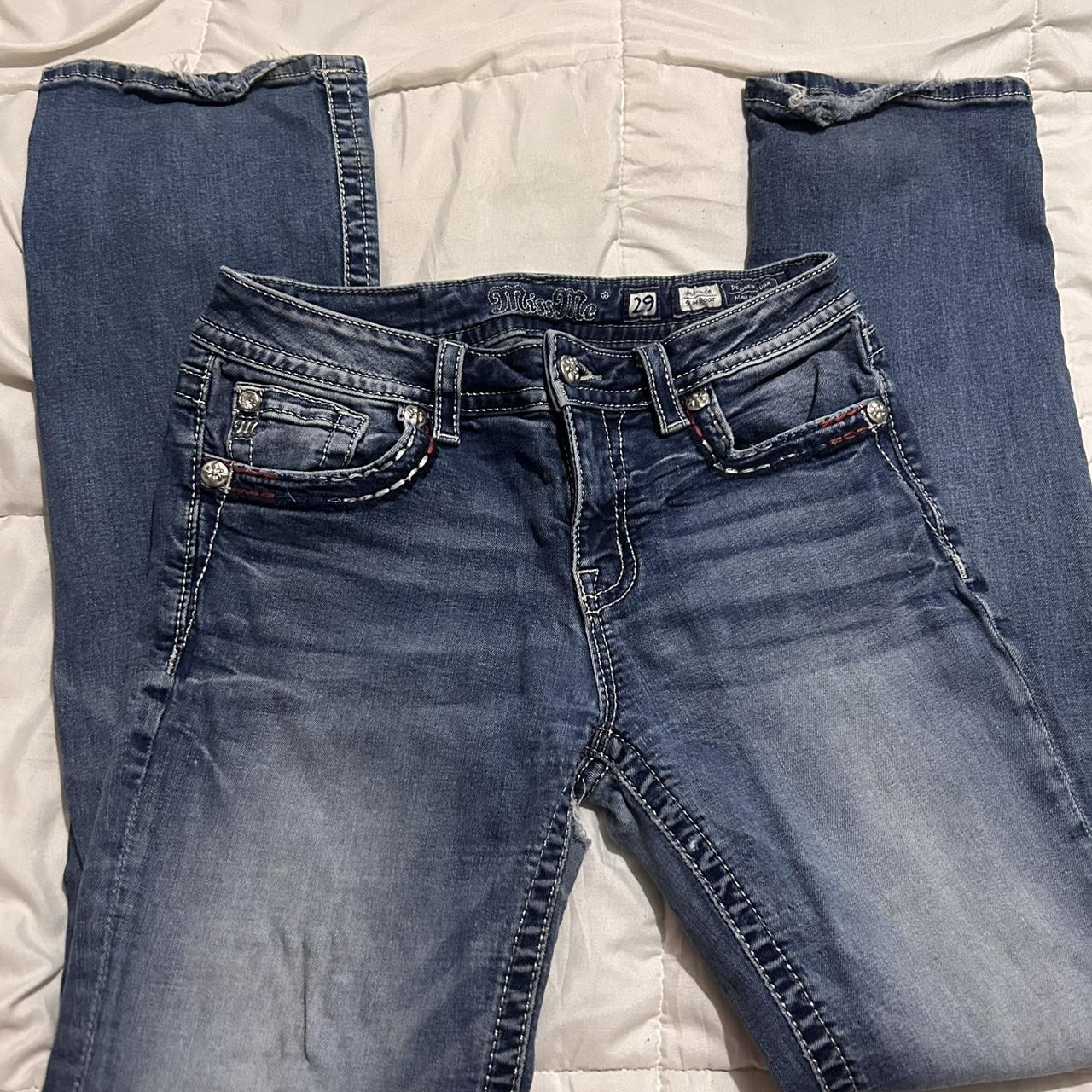 item listed by apaigee19