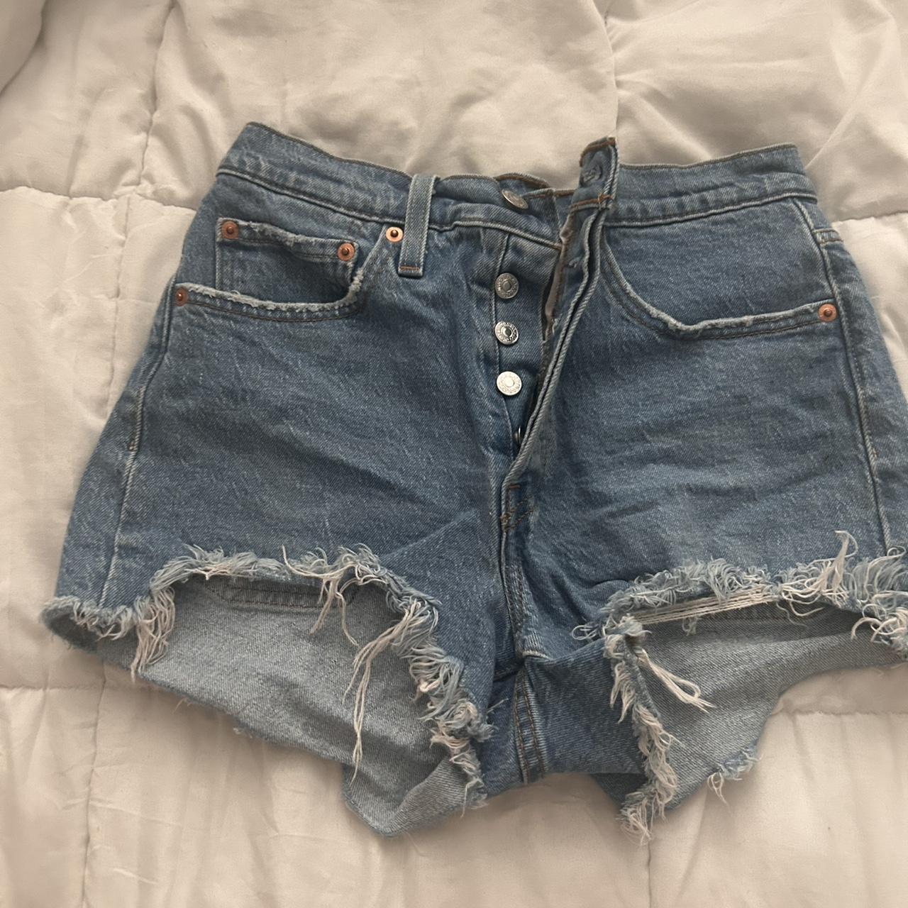 item listed by apaigee19