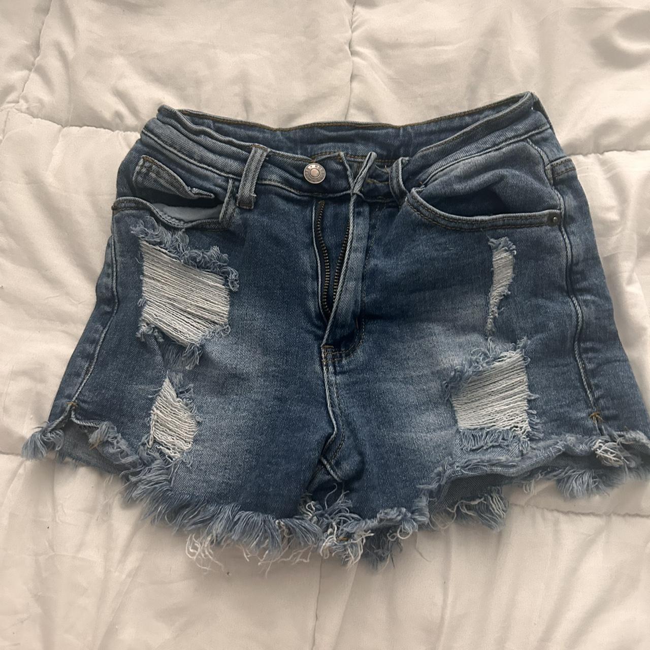 item listed by apaigee19