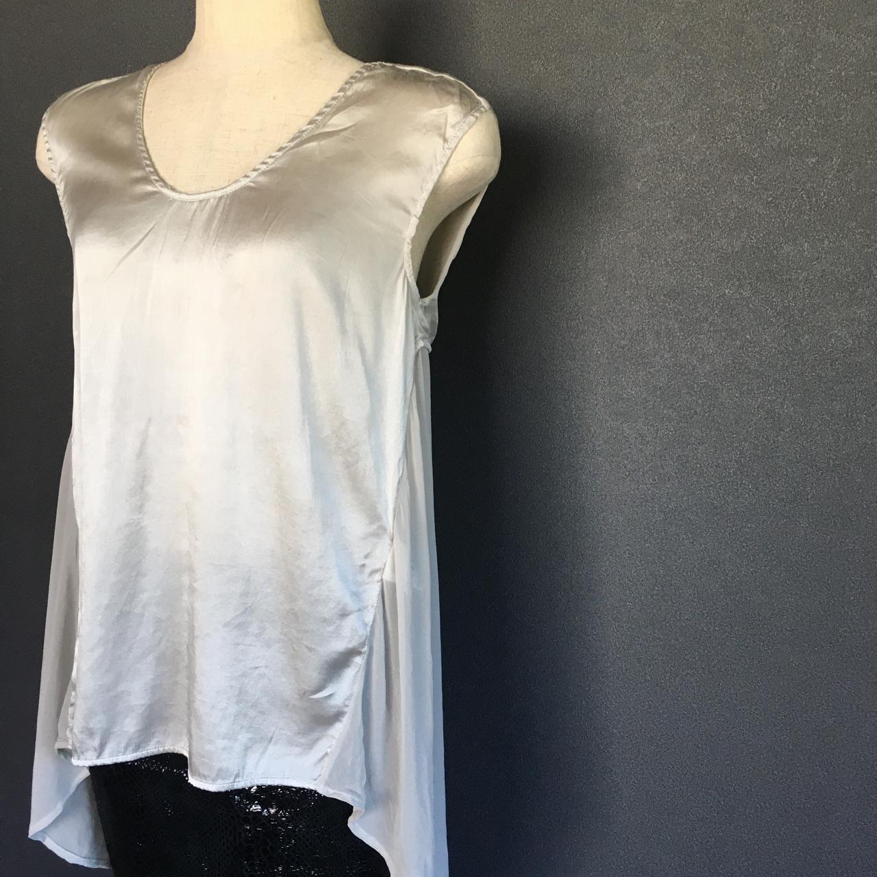 Women's Grey and White Blouse | Depop