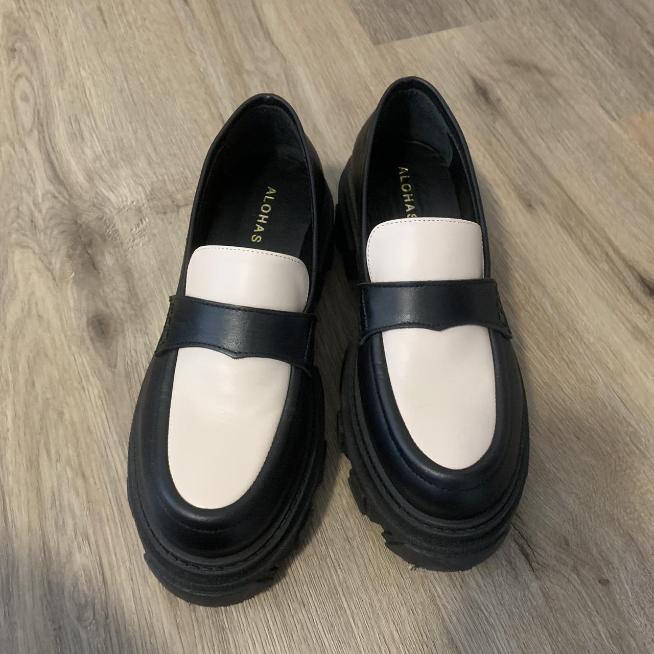 Alohas Lug Sole Loafer Size 40 Runs Small, Fits - Depop