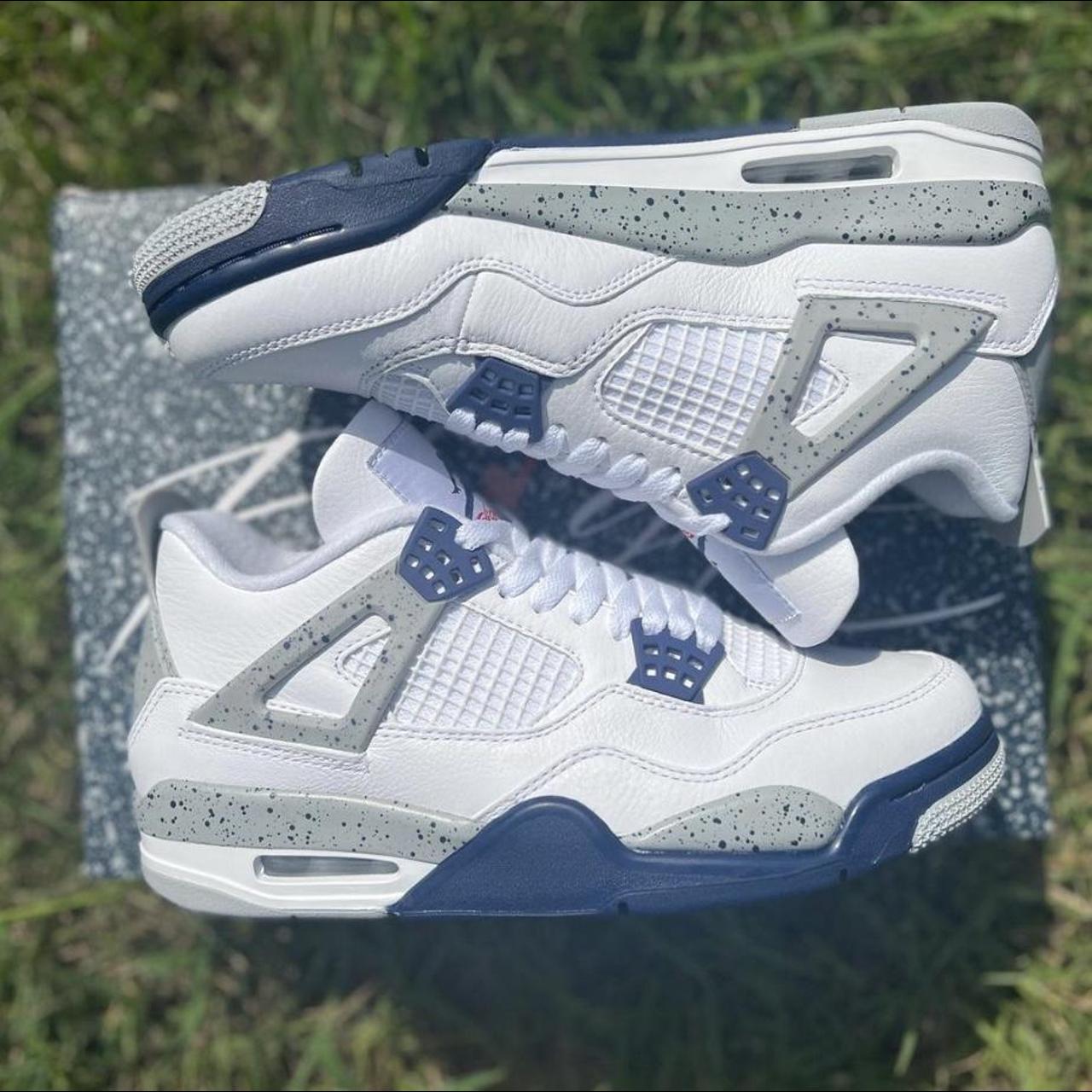 mens navy jordans