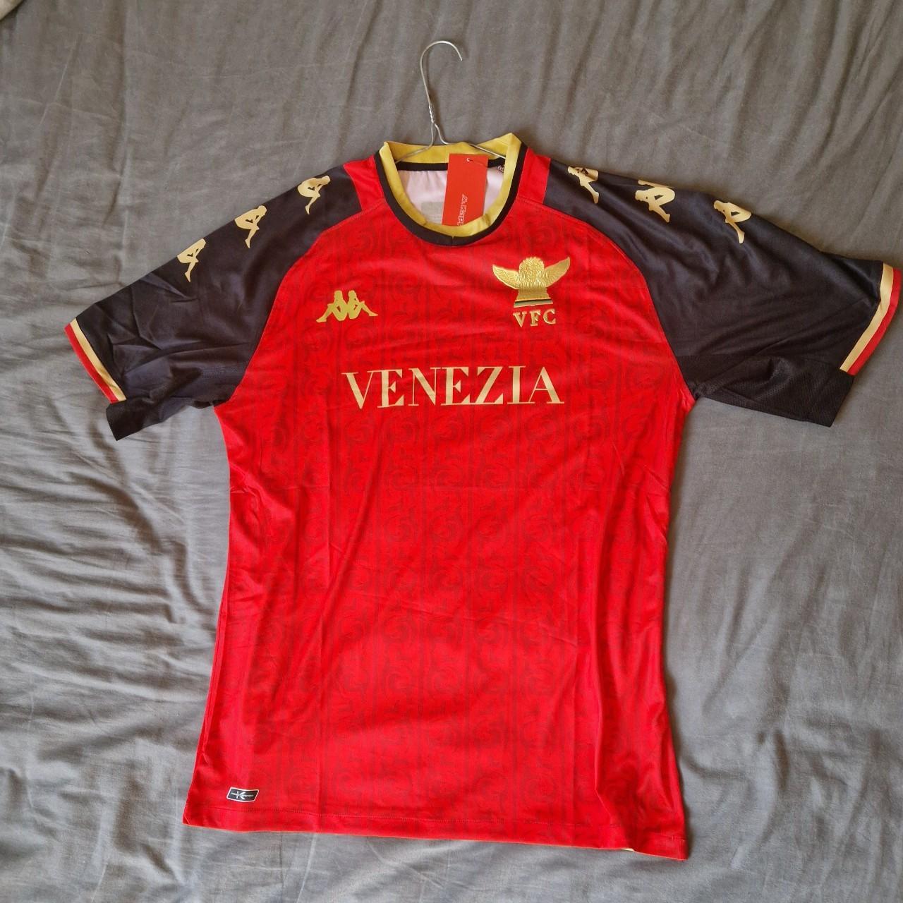 【売れ筋】 Venezia FC Depop | Red Kit Fourth Kappa 2021/2022 ウェア