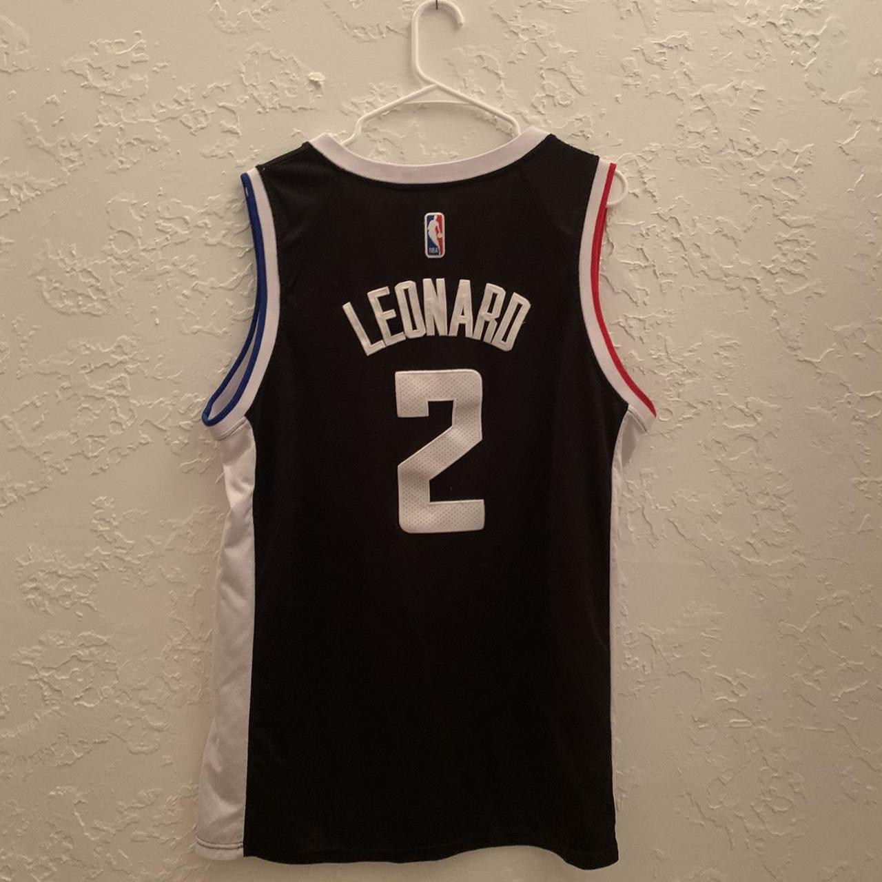 A Kawhi Leonard Los Angeles Clippers jersey in size - Depop