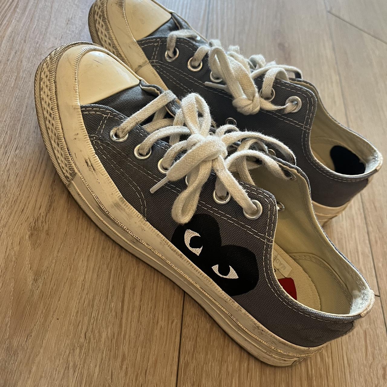 Come de garcon x converse gray lows Lightly used. I. Depop