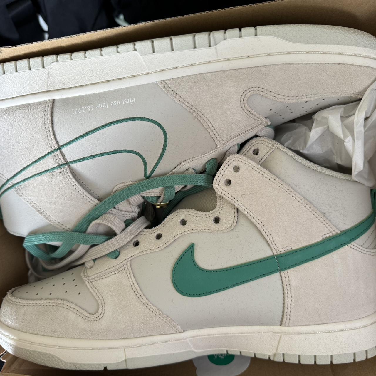 dunk high se green noise