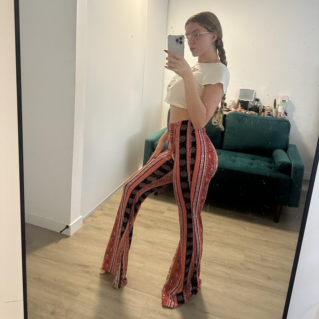 FASHION NOVA TIKTOK LEGGINGS Orange and black. Depop