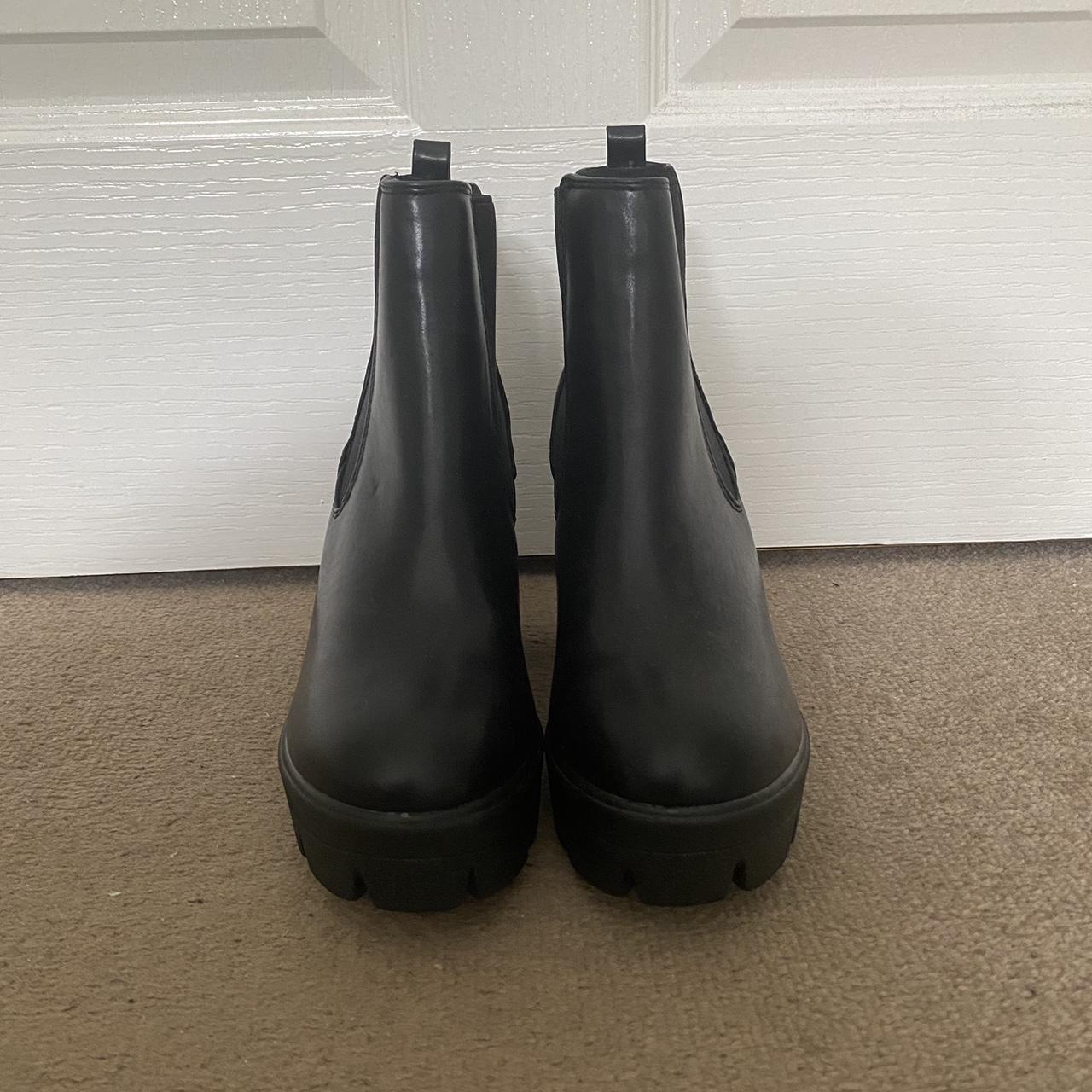 EGO Women's Boots Depop