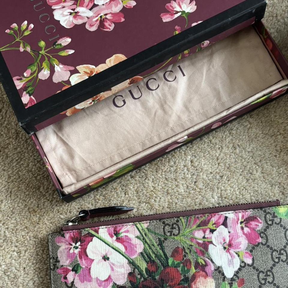 Gucci floral online wallet