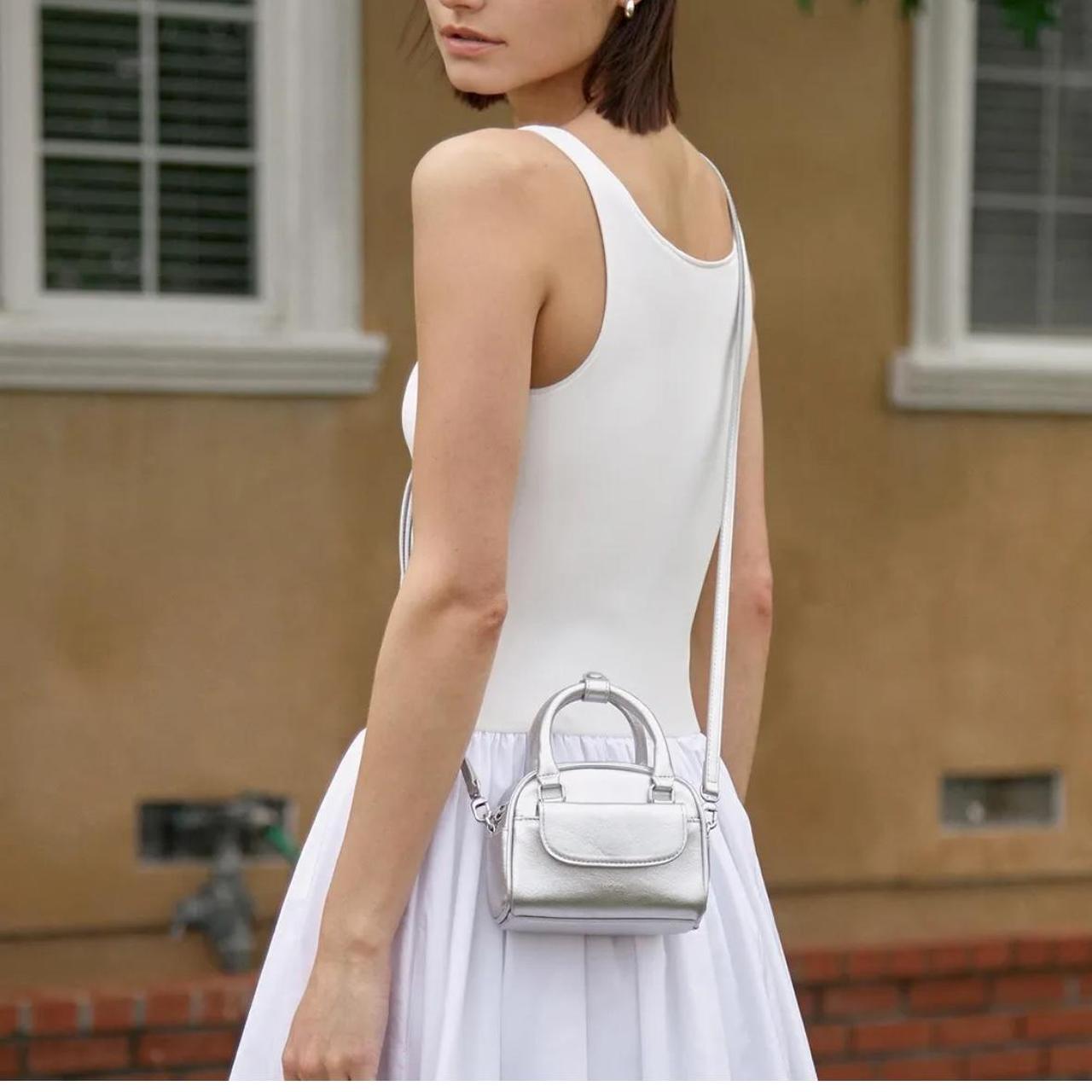 item listed by valezkaaudrey
