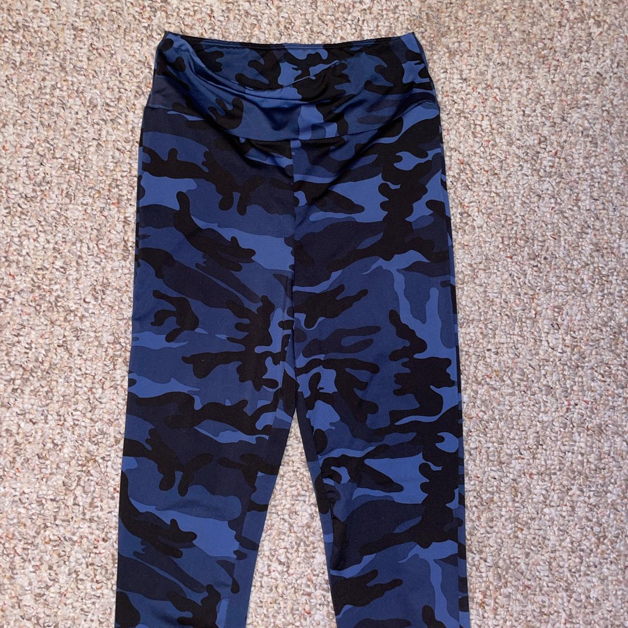 Forever 21 blue camo leggings Light and stretchy