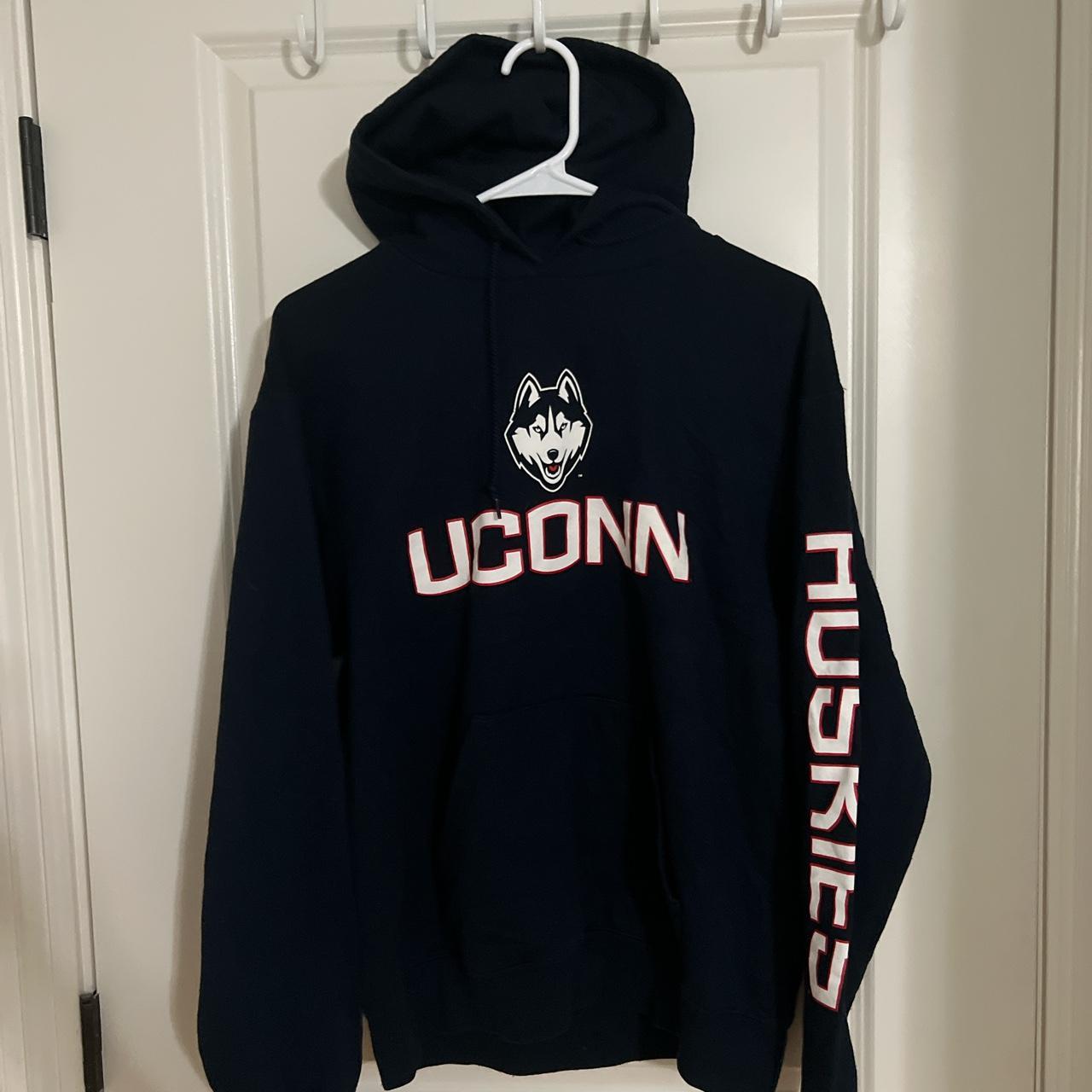 UCONN HOODIE EXCELLENT CONDITION... Depop