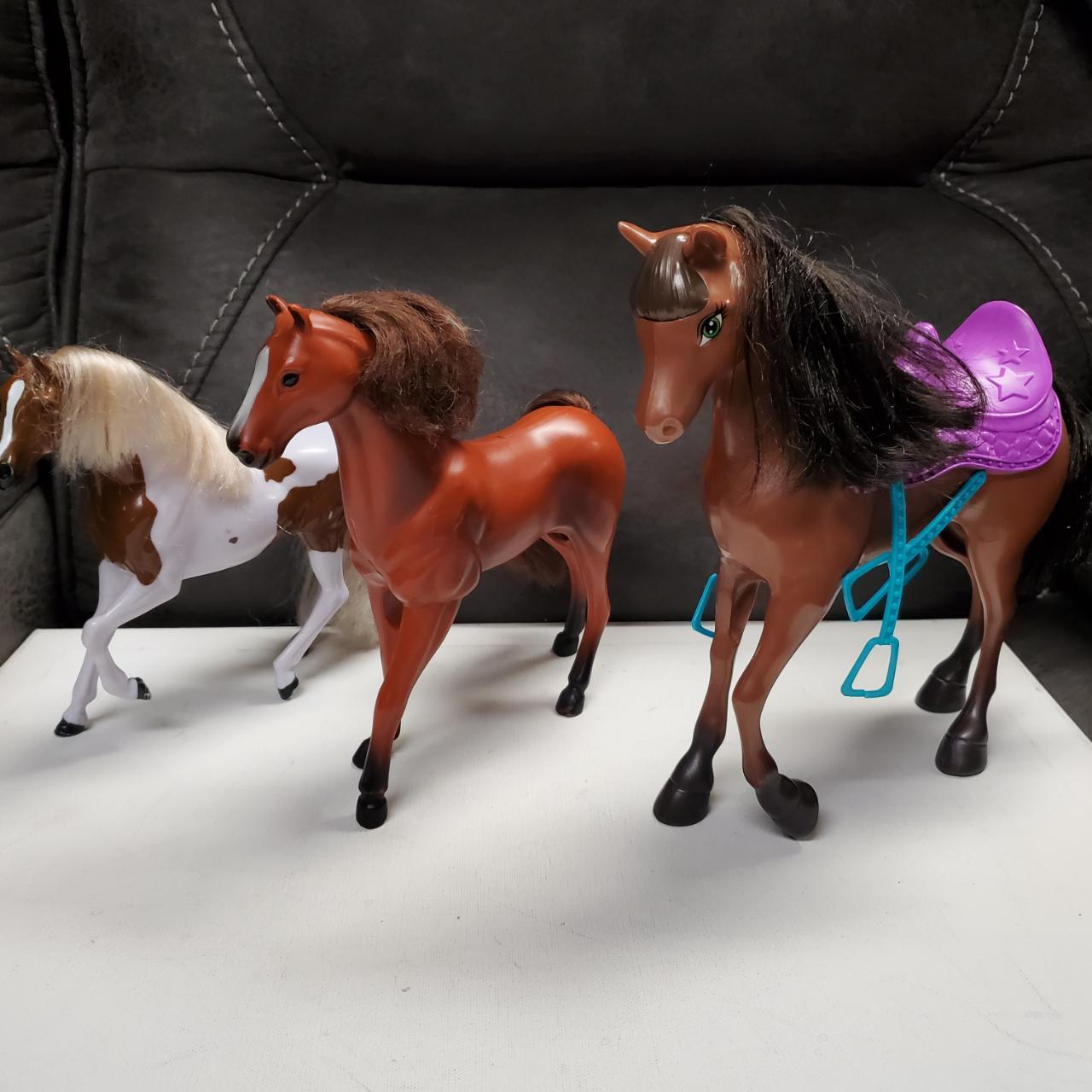 Toy Horse Figures Lot of 3 Action Figures. Depop