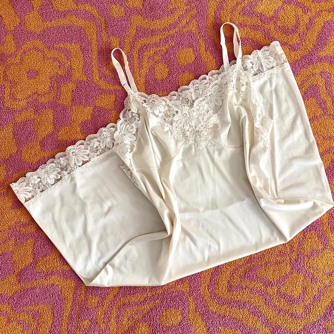 Vintage 90s lace lingerie cami Chic ivory/cream - Depop