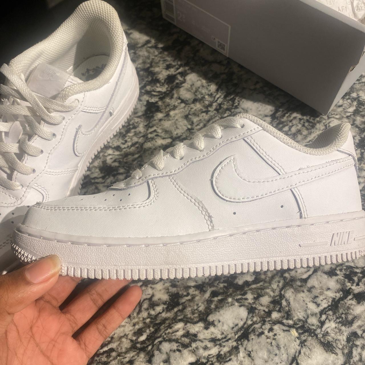 Air Force 1 le(pe) size 2/5 y white blanco airforces - Depop