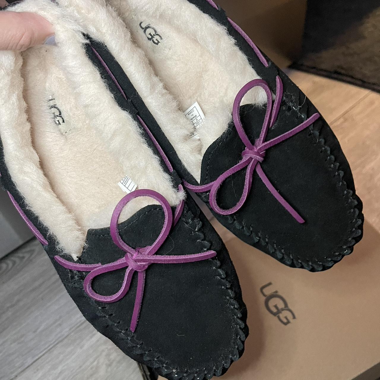 Ugg dakota discount slipper size 6