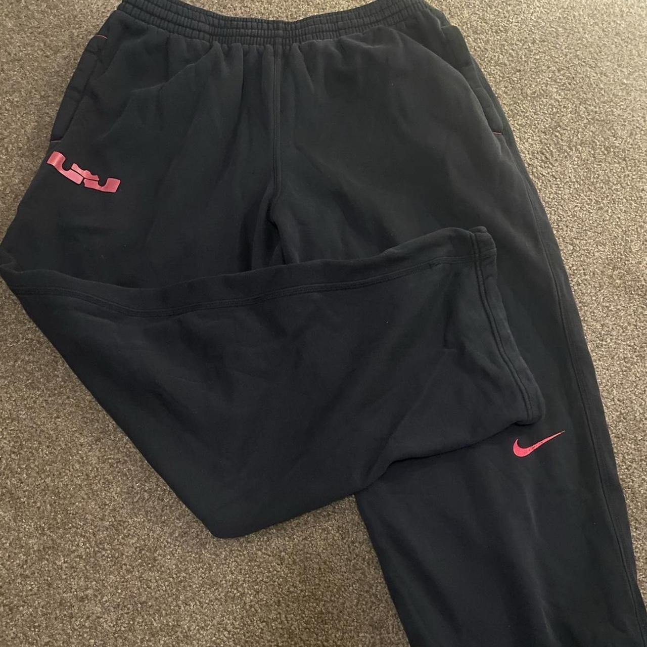 mens red and black nike jogging suit