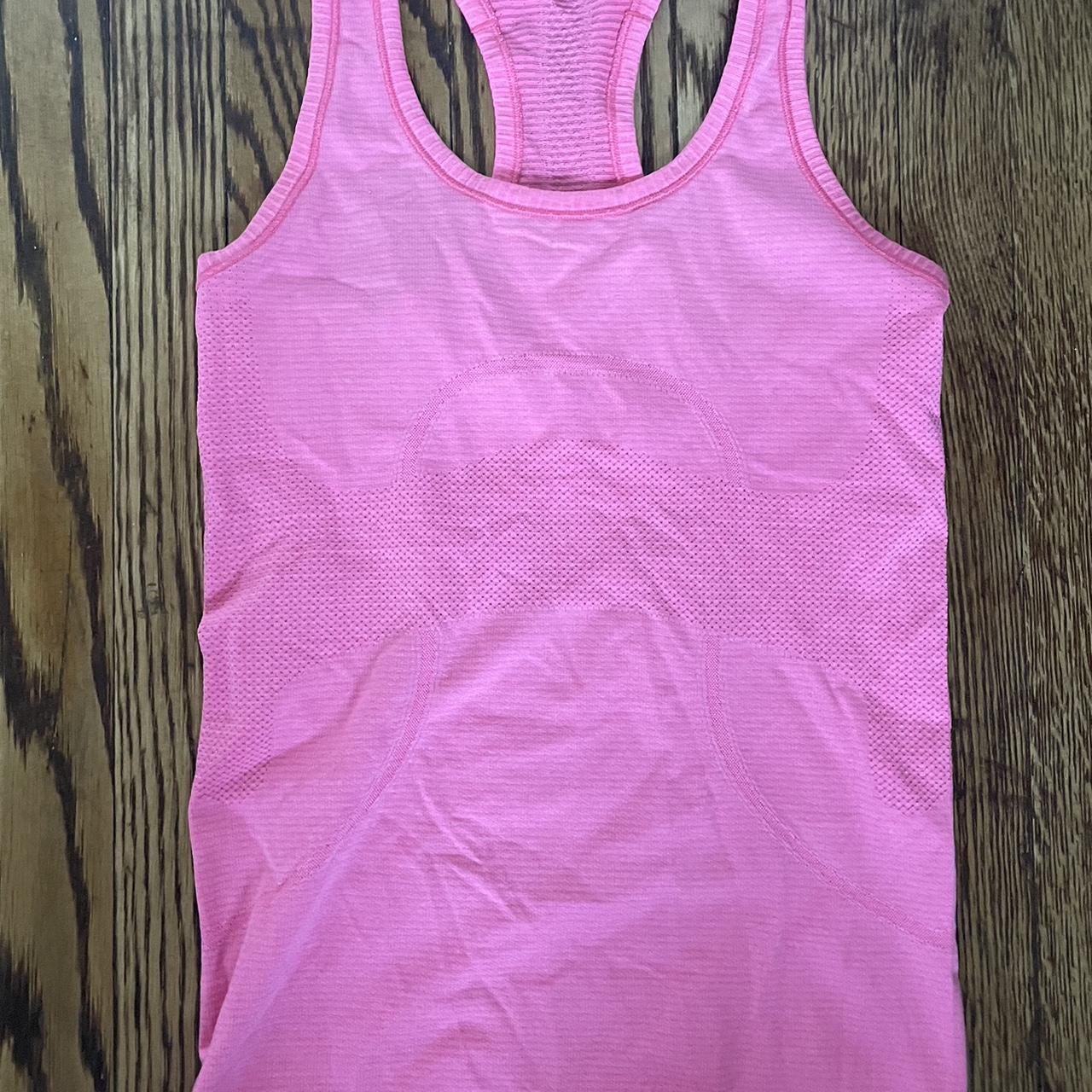 Lululemon Women's Pink Vest | Depop