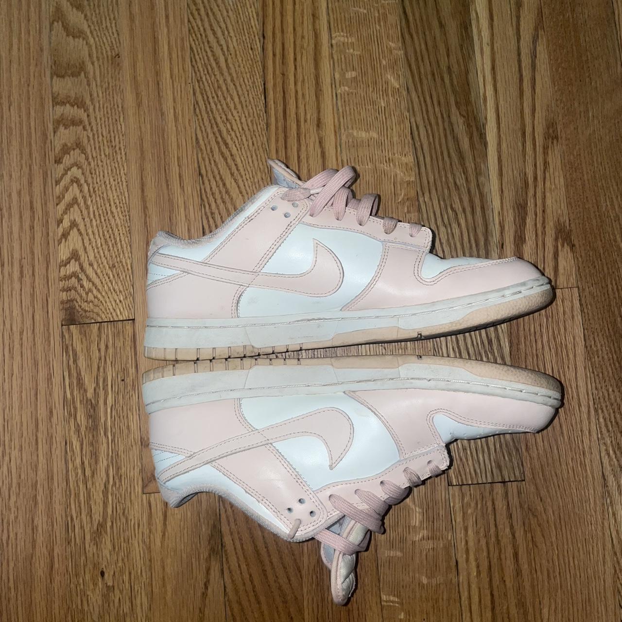 womens nike dunks pink