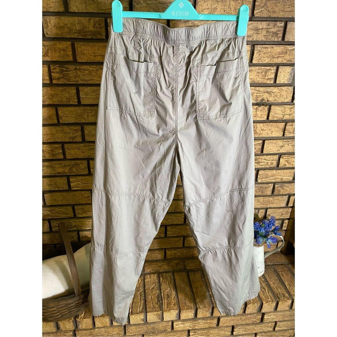 Beige Motherhood Maternity Pants Size Medium