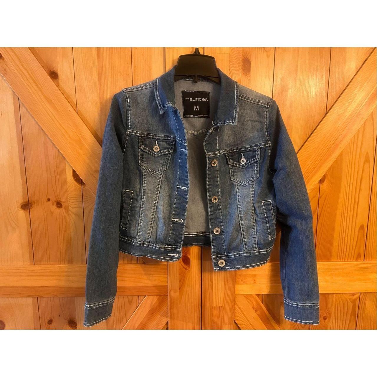 Maurices Women's Blue Denim Jacket Size Small