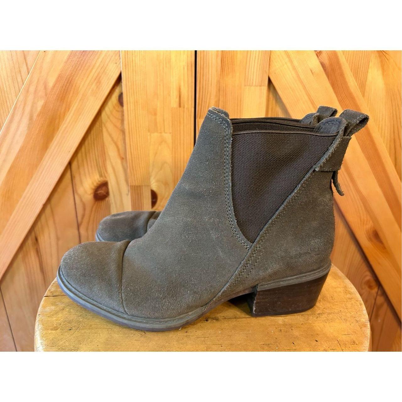 Grey suede timberland shops boots womens