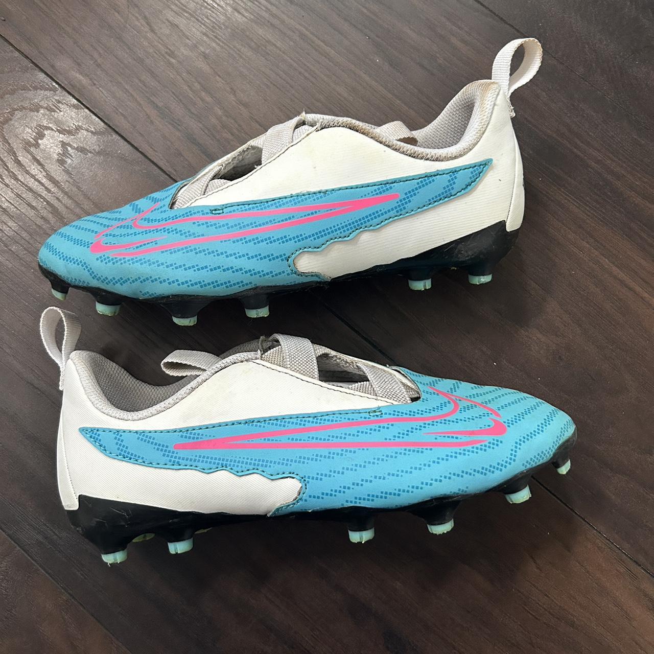 nikeskin phantom football boots