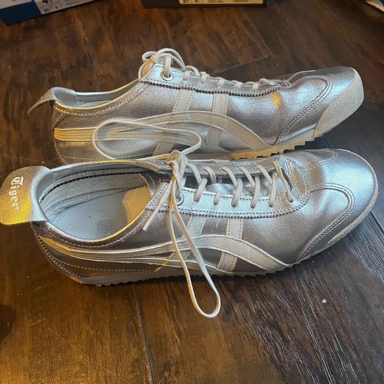 onitsuka silver