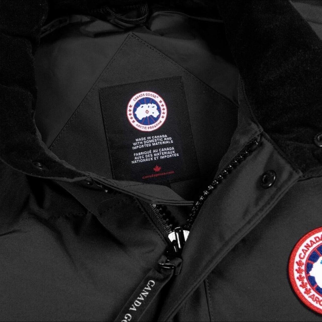 Canada Goose Men's Black Gilet | Depop