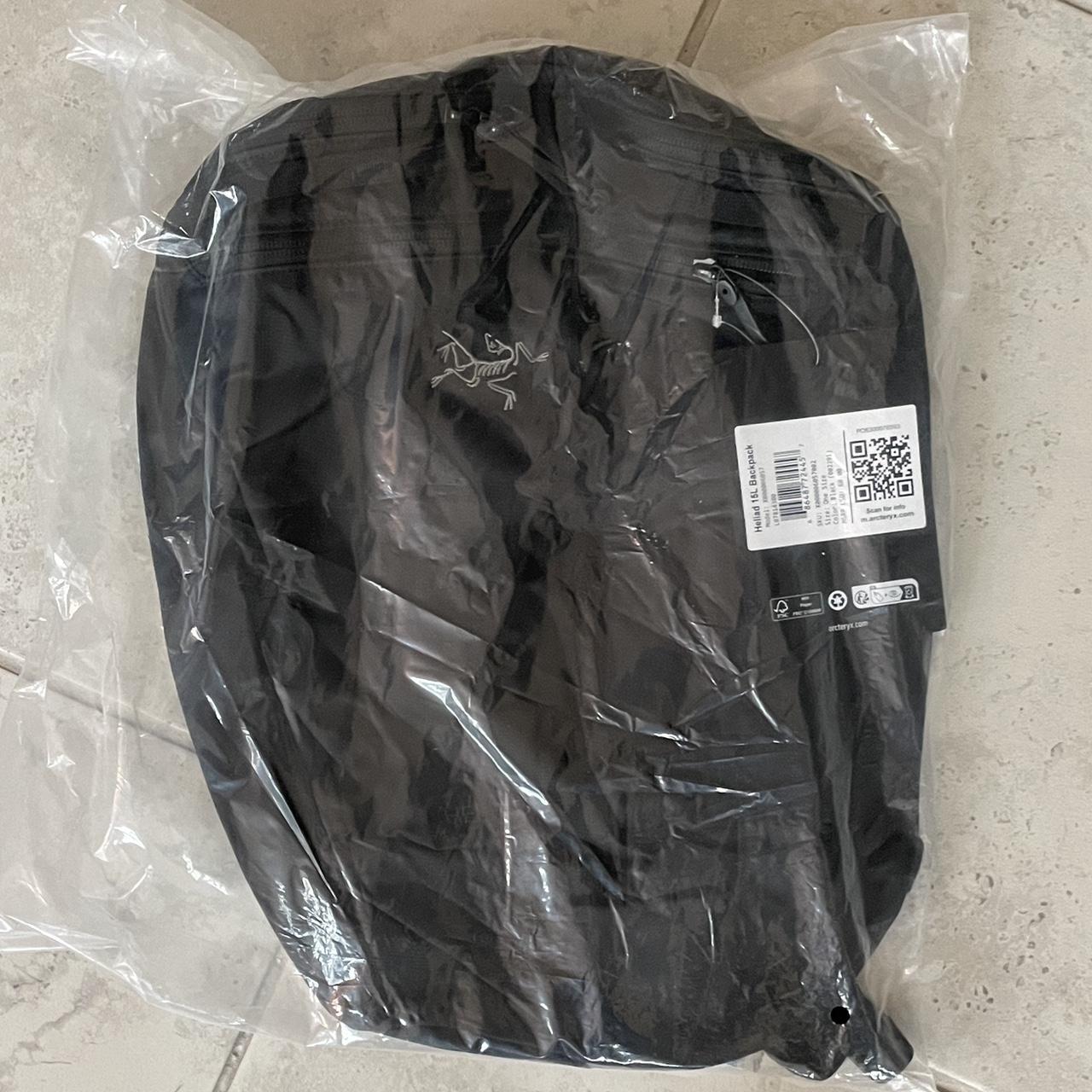 Arc'teryx Women's Black Bag | Depop