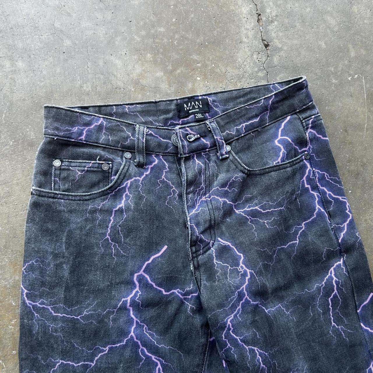 Lightning Jeans Size: 28” Measurements... - Depop