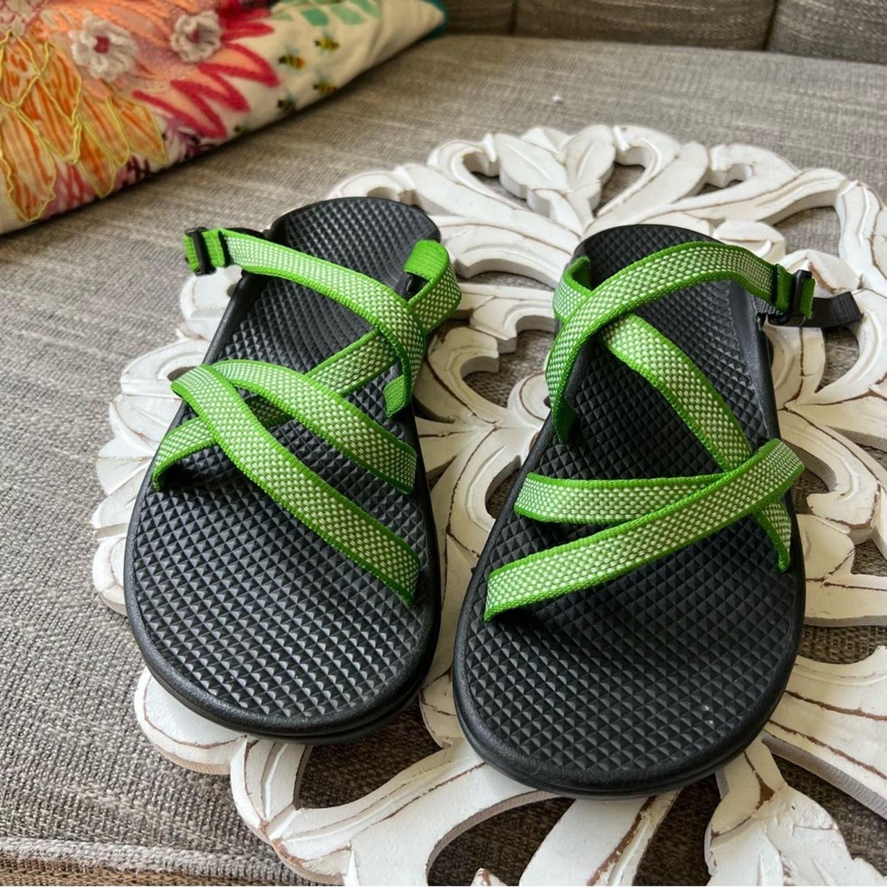 B-Chaco, 10, rubber/poly water sandals - Thread