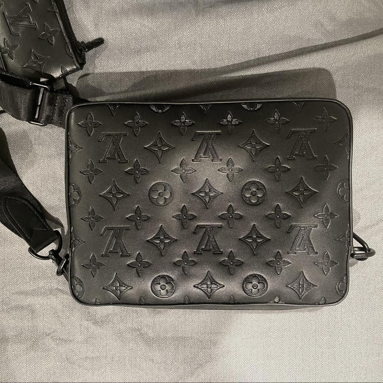 Louis Vuitton clutch that can be used as a small - Depop