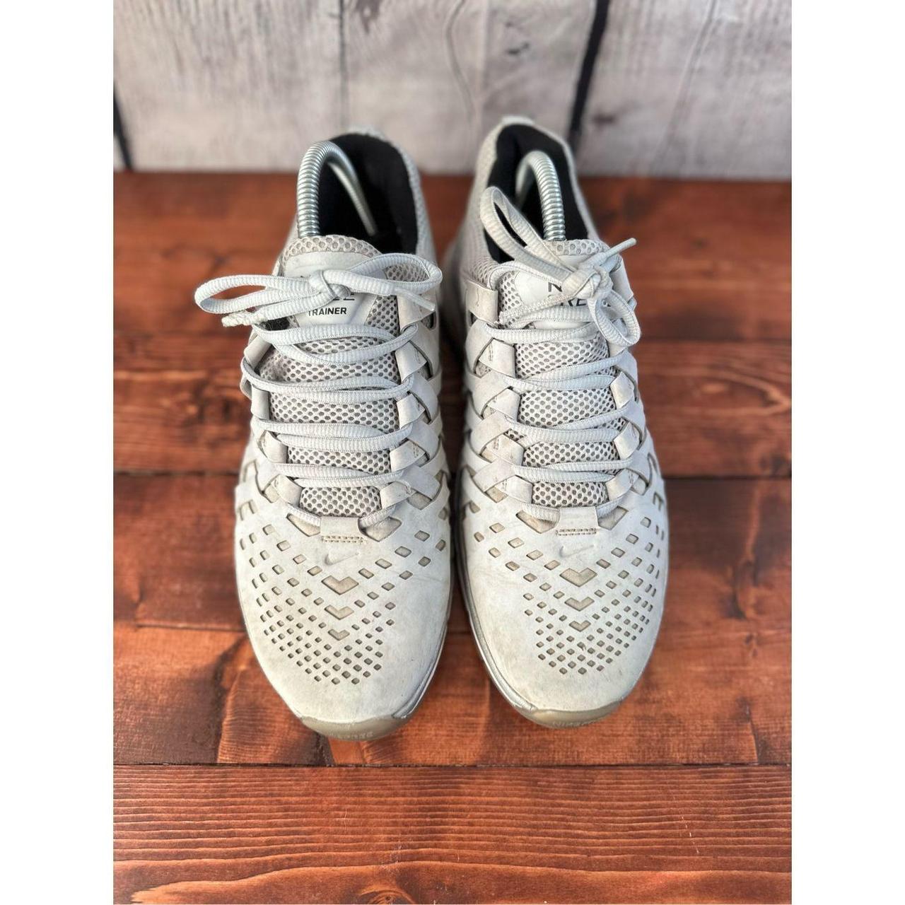 Nike shops free trainer 5.0 silver