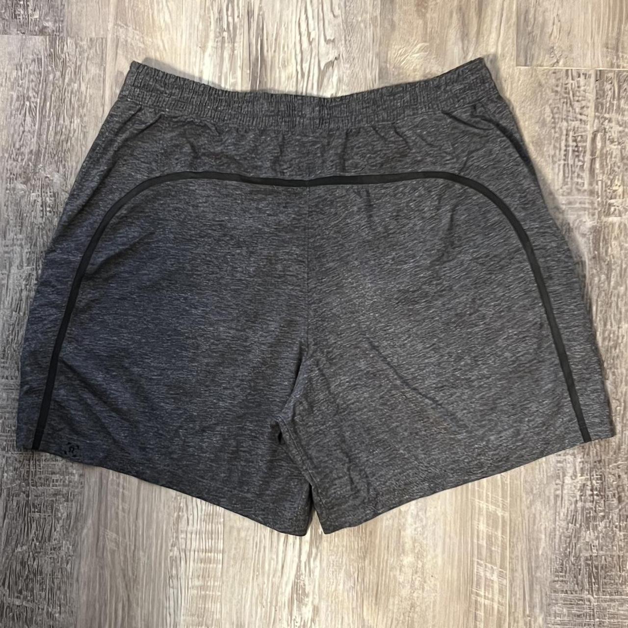Lululemon Men's Grey Shorts Depop