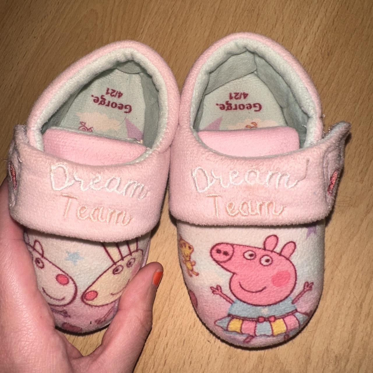 Peppa pig toddler slippers size 4 worn good condition Depop