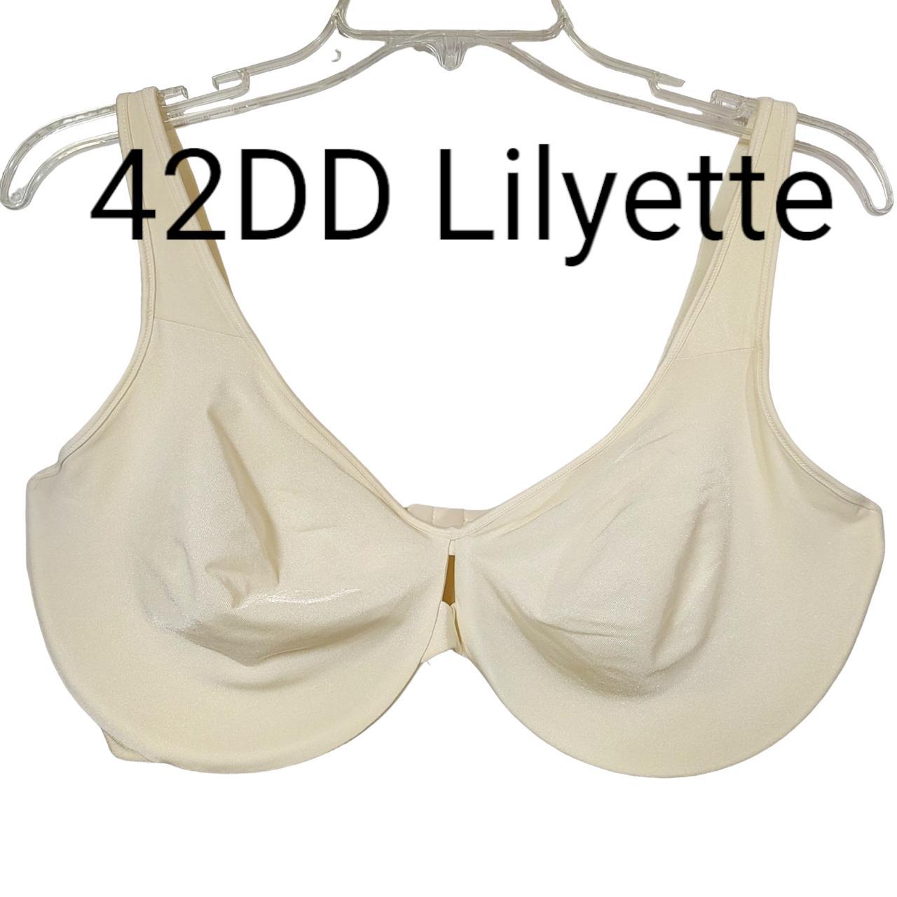 Lilyette Women's Cream Bra Depop