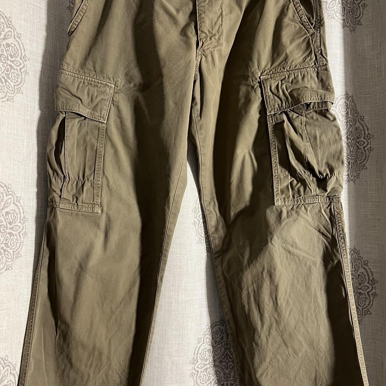 BANANA REPUBLIC cargo Pants RELAXED FIT Size 33... - Depop