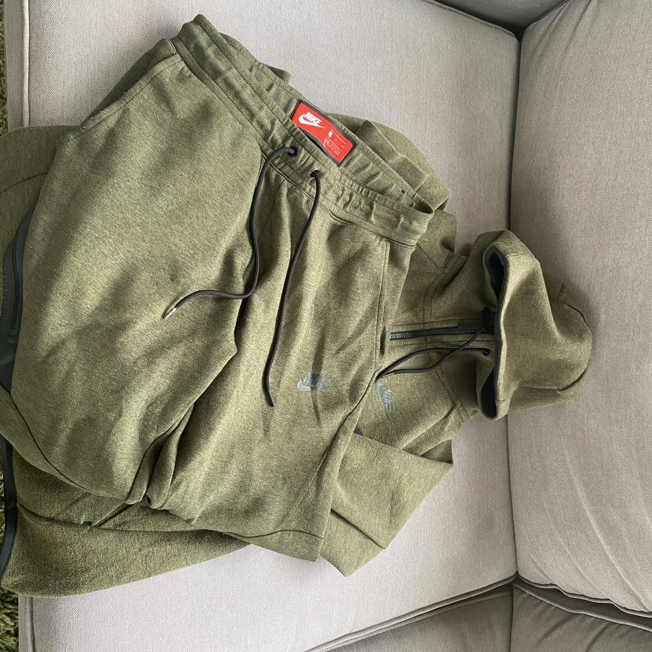 Nike Men's Khaki Hoodie | Depop