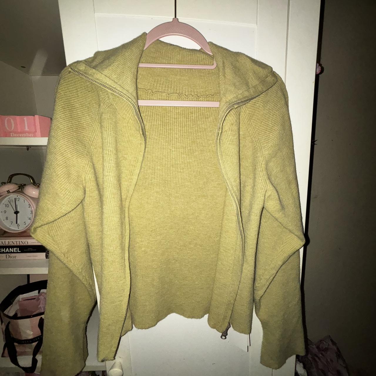 item listed by prettyqtshop