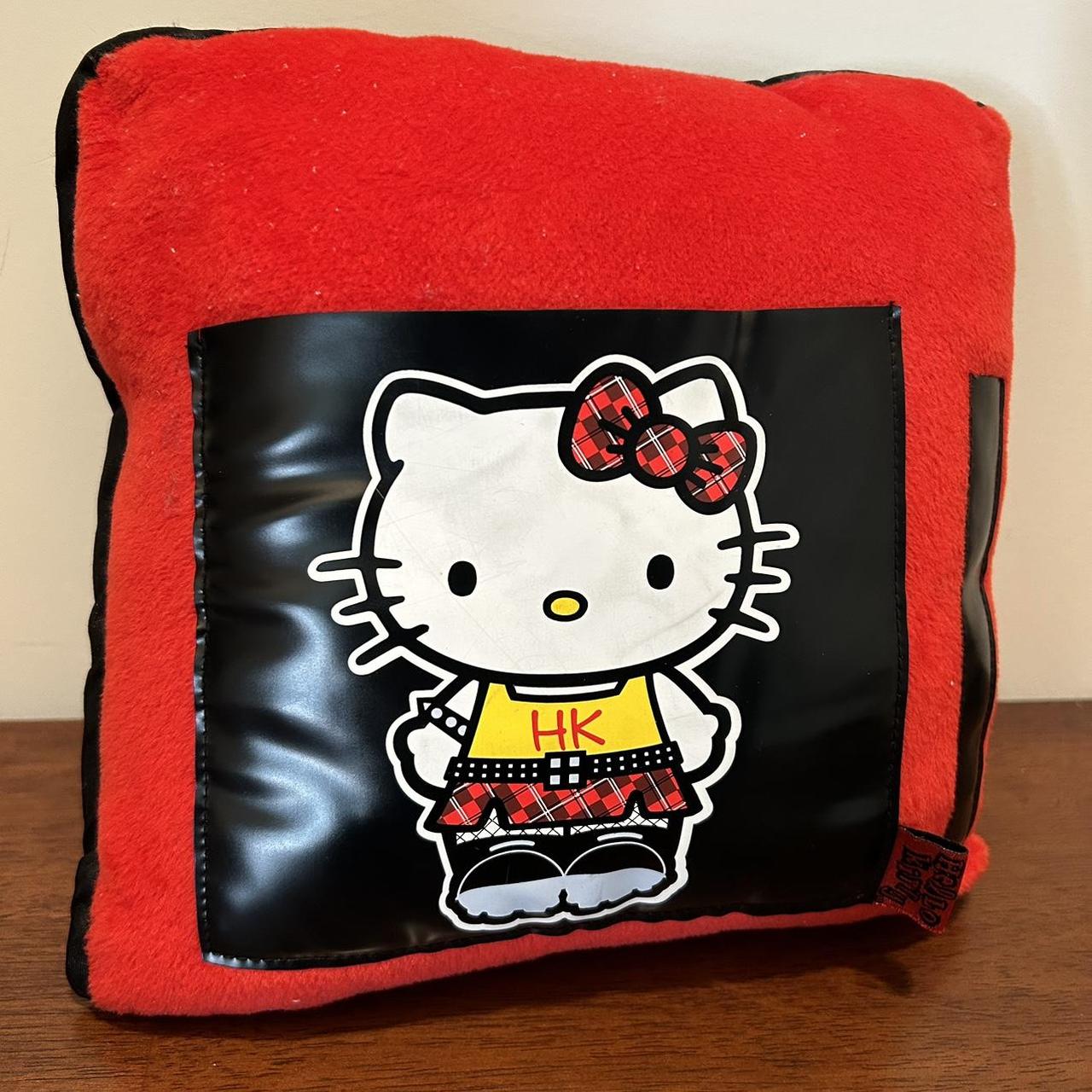 Hello Kitty Valentines Day Hand Towels Bath 2 Pack - Depop