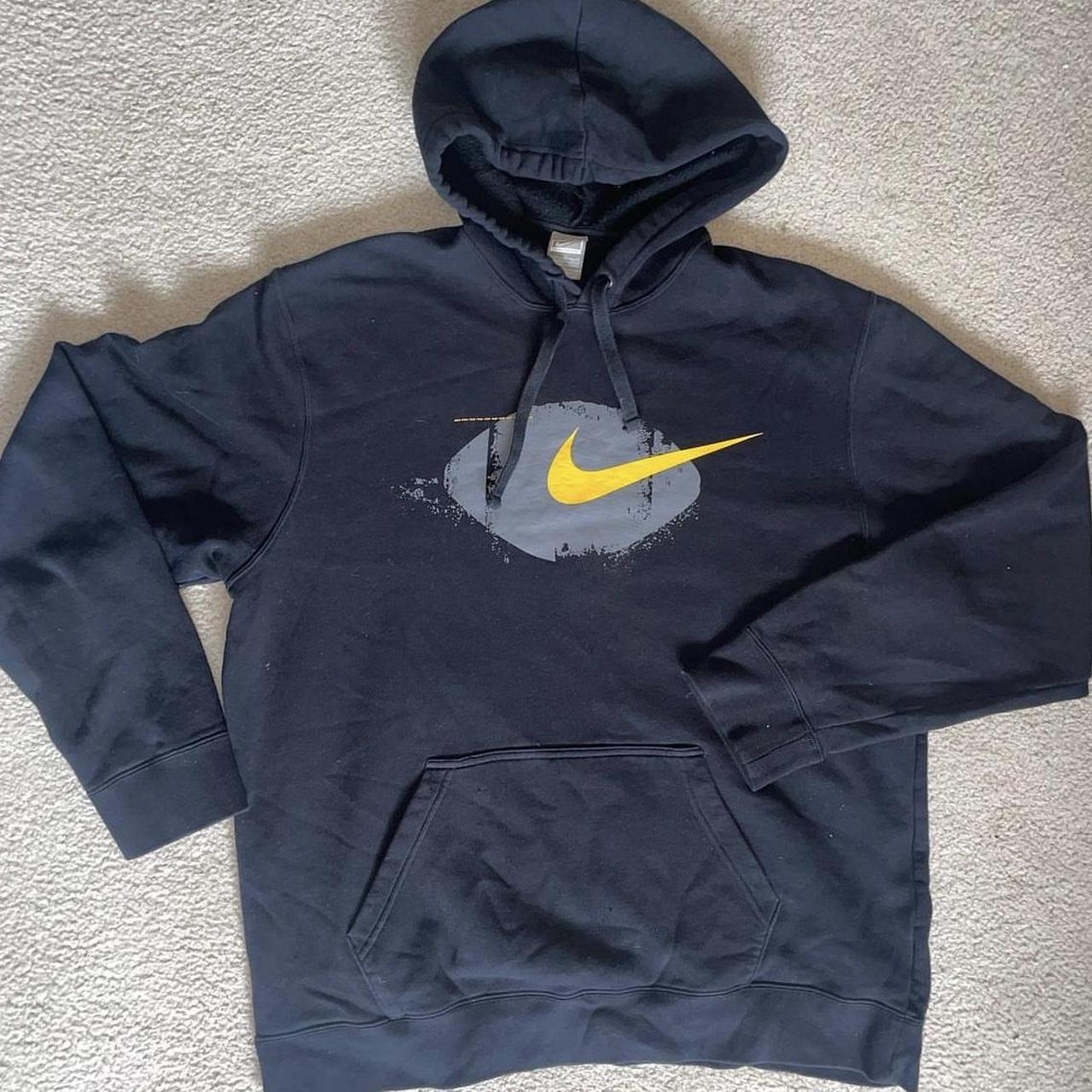 Nike Men's Black and Yellow Hoodie | Depop