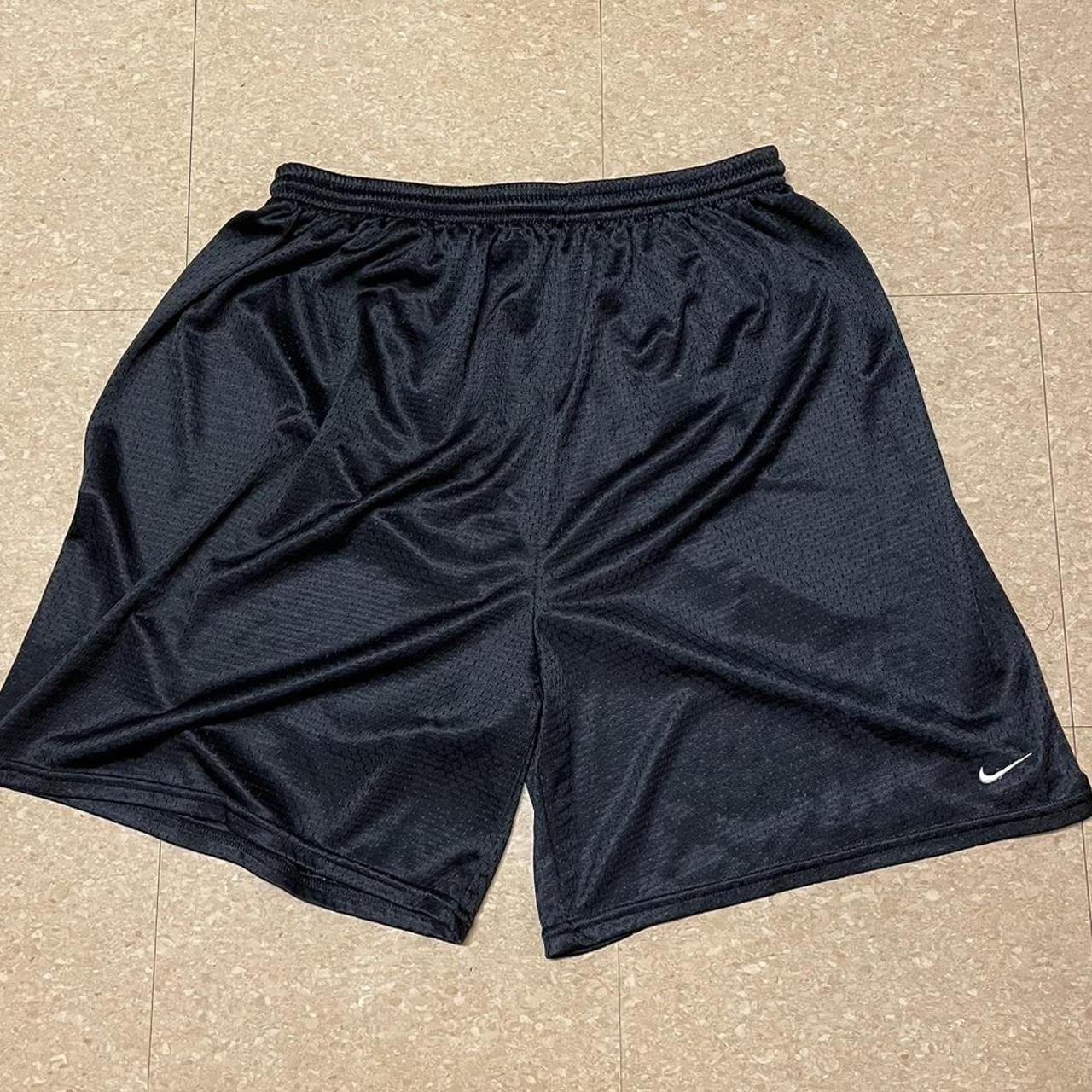 Nike Men's Black Shorts | Depop