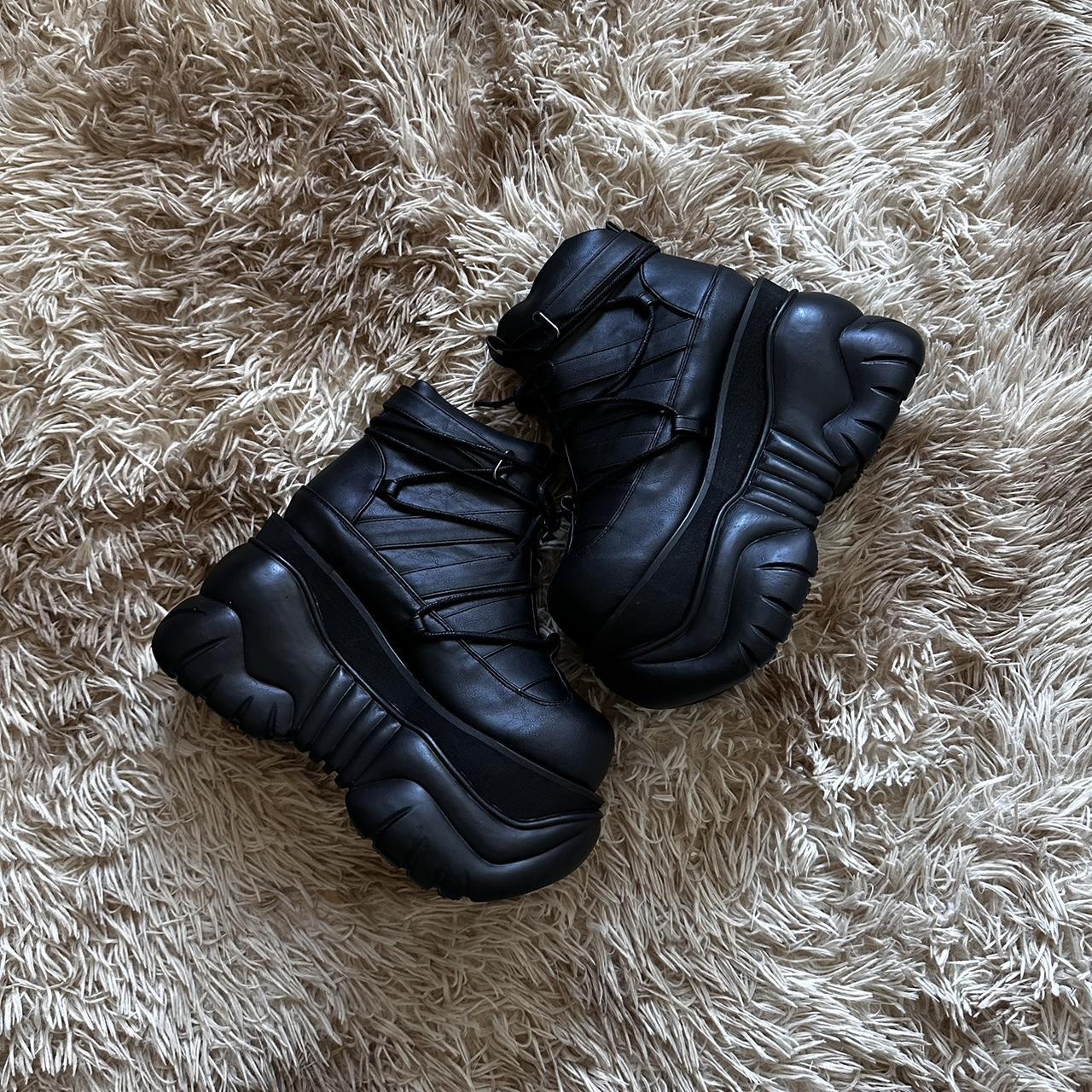 demonia mens platform boots