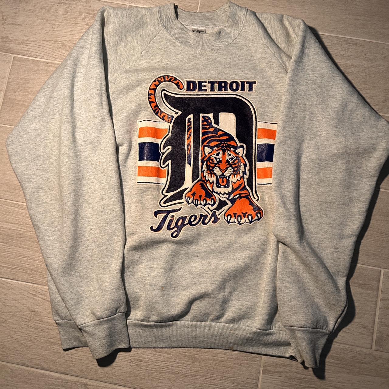 item listed by greysonscloset