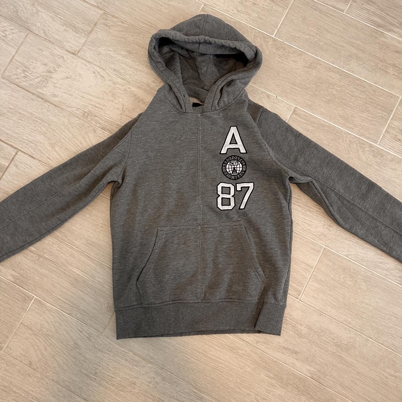 item listed by greysonscloset